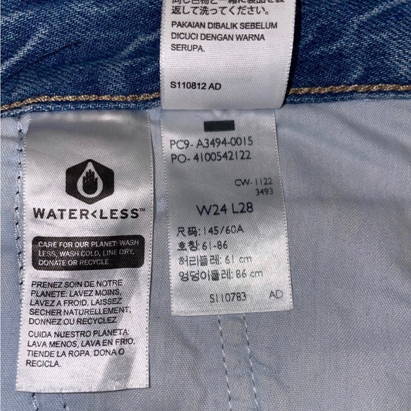 ⁉️Sold‼️Levi’s Baggy Dad 2015 Mid light wash Sz 24 - Picture 10 of 10